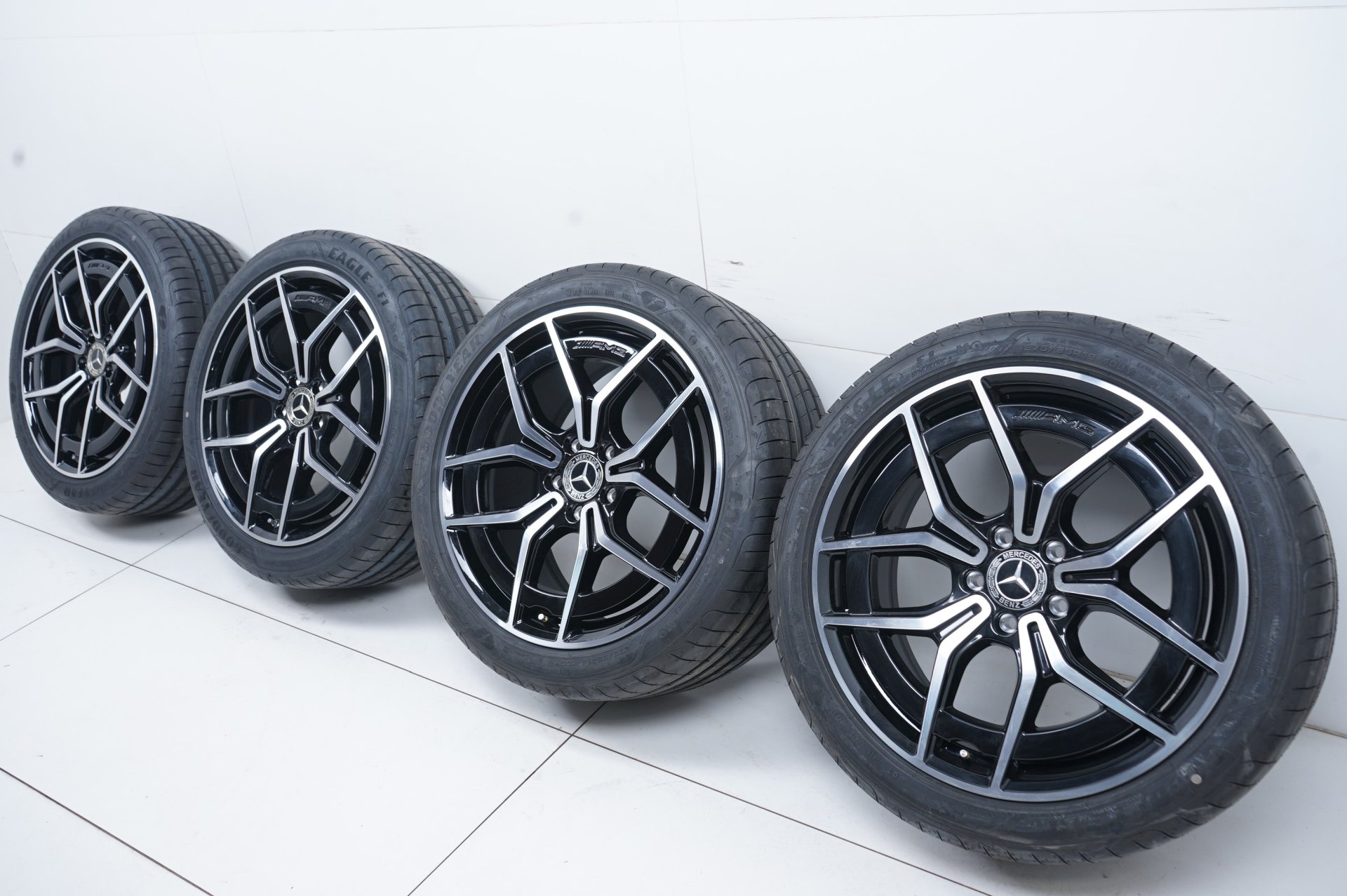 resized355.jpg