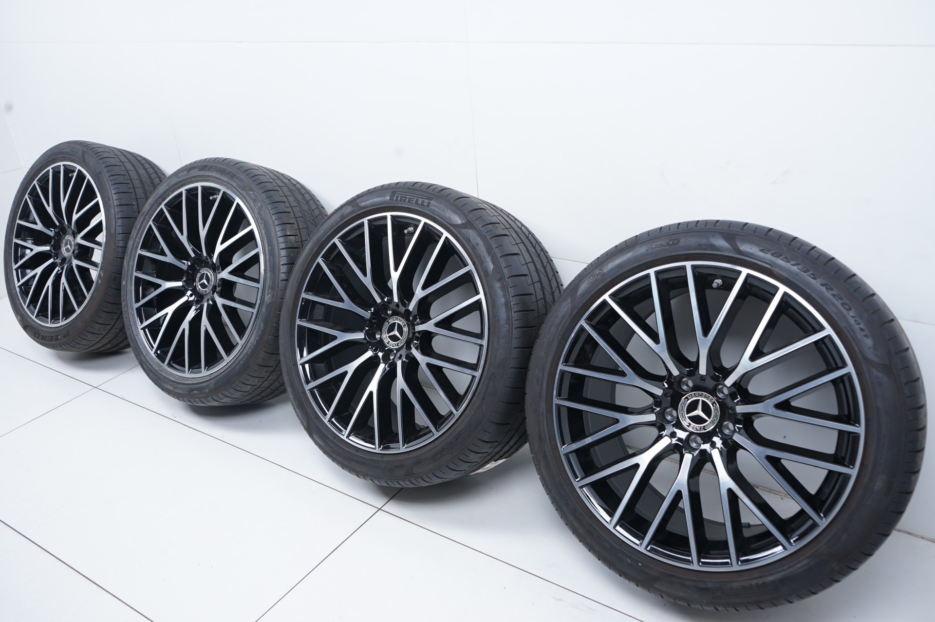 resized028.jpg