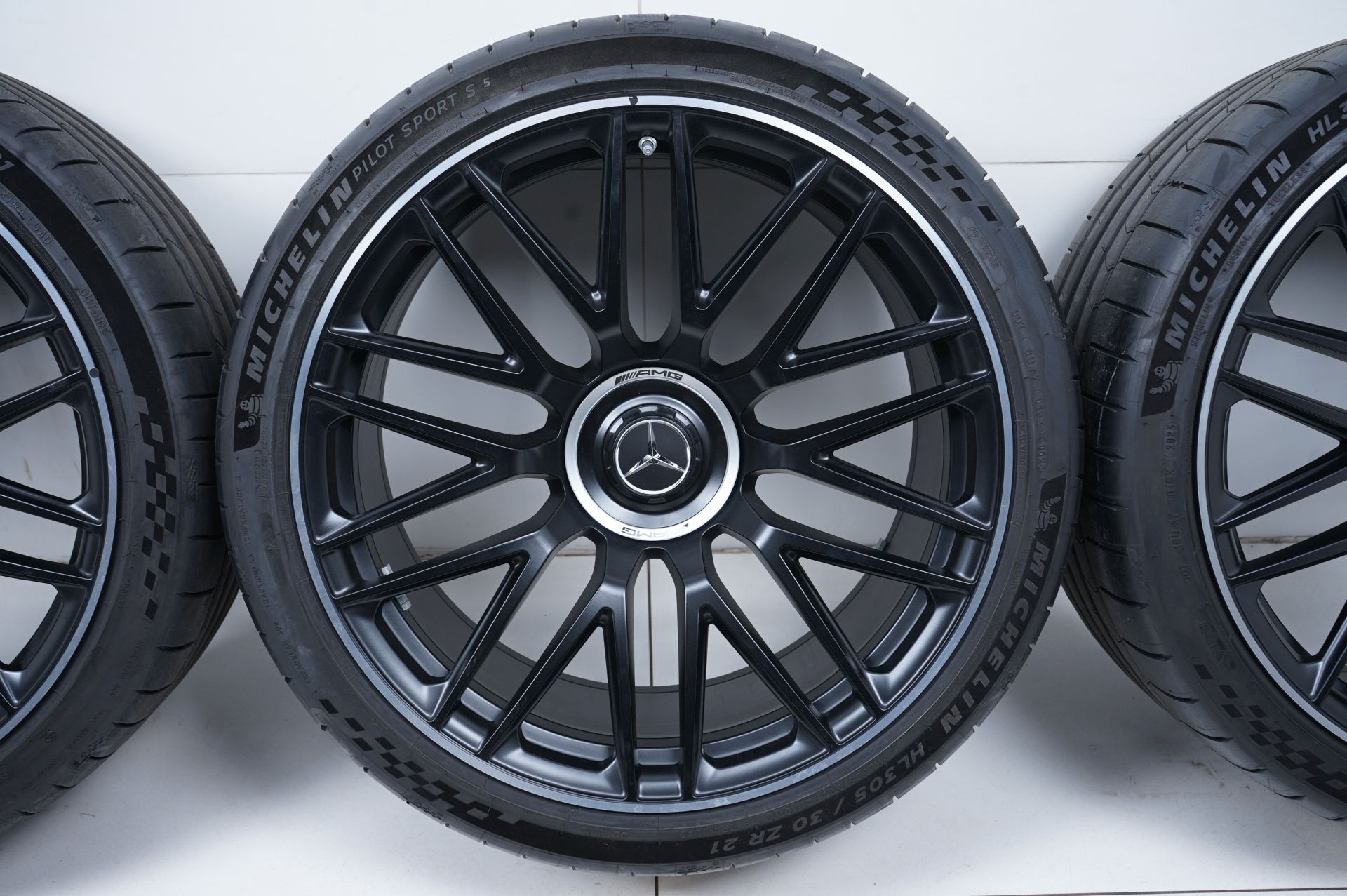 resized008.jpg
