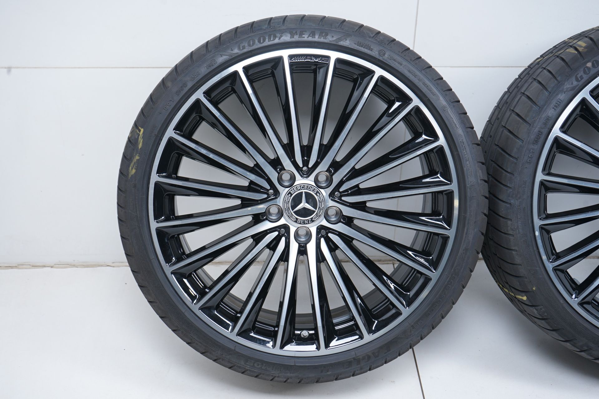 resized070.jpg